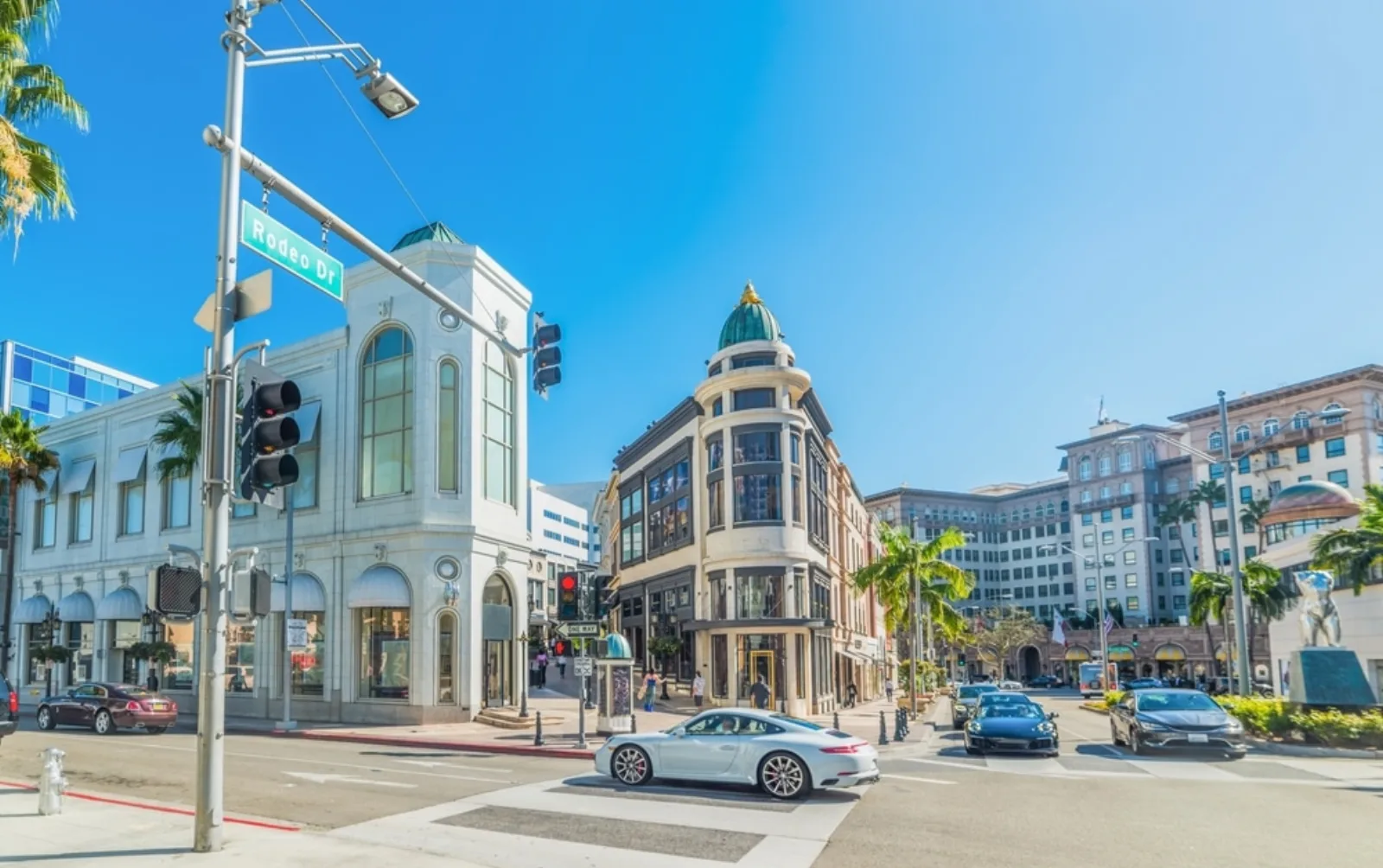 Rocket Moving in Beverly Hills, California