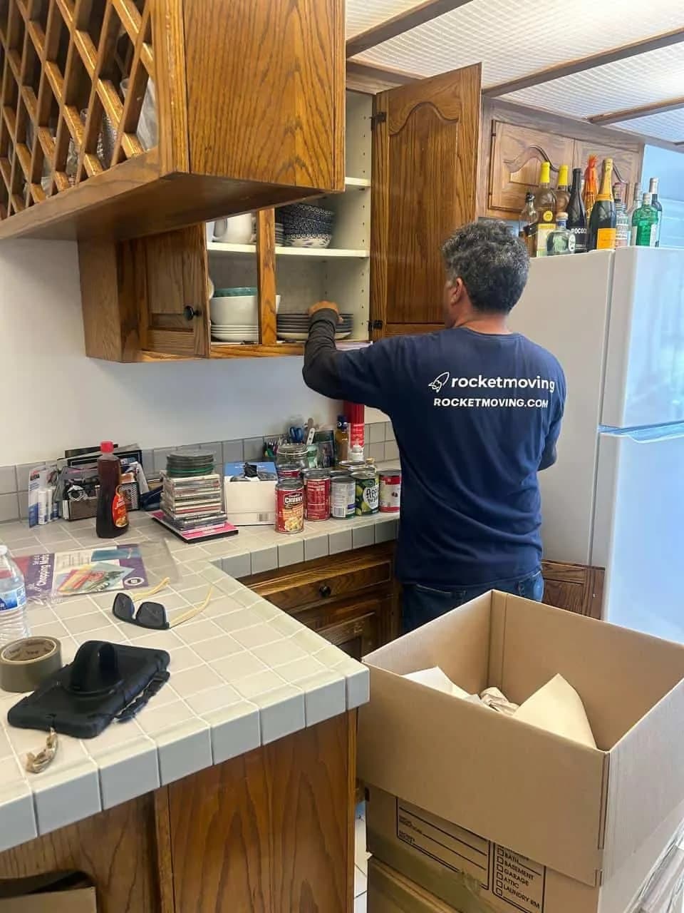 Packing move in Pasadena